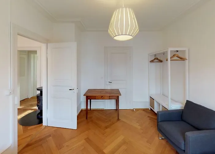 Unique Serviced Living @ Airport Line