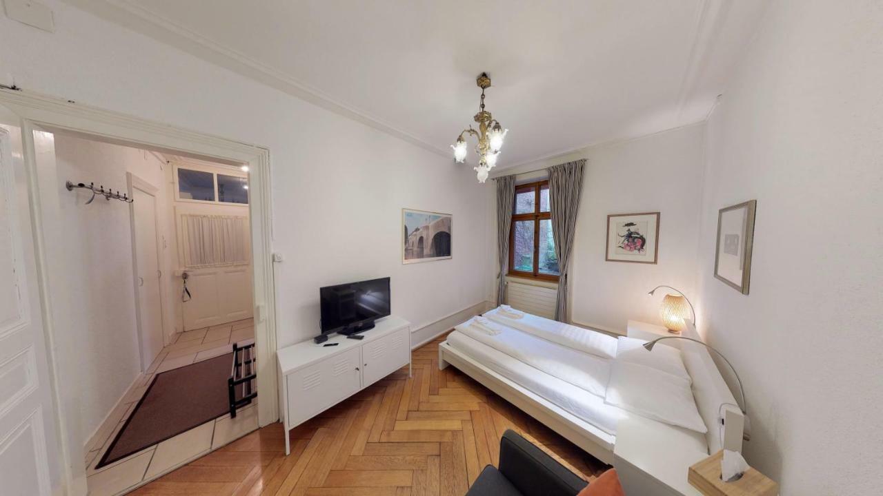 Unique Serviced Living @ Airport Line * Basel